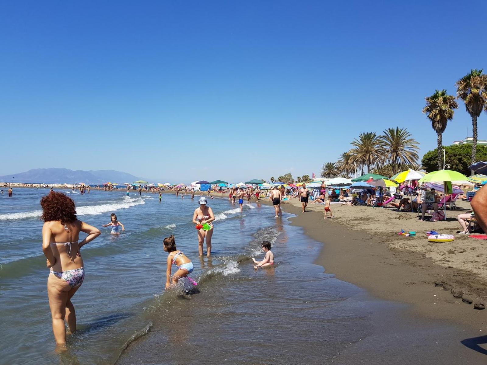 Apartamento El Bambu Cerca Del Mar Малага Екстериор снимка