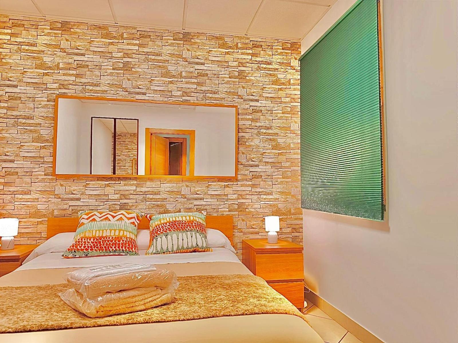 Apartamento El Bambu Cerca Del Mar Малага Екстериор снимка