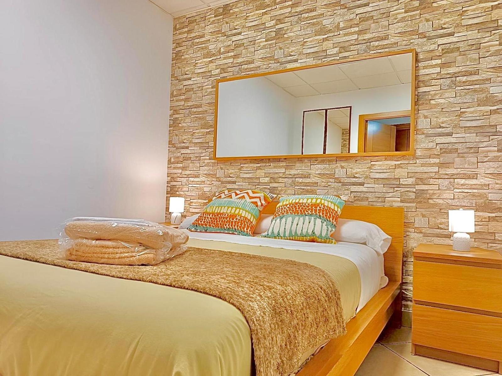 Apartamento El Bambu Cerca Del Mar Малага Екстериор снимка