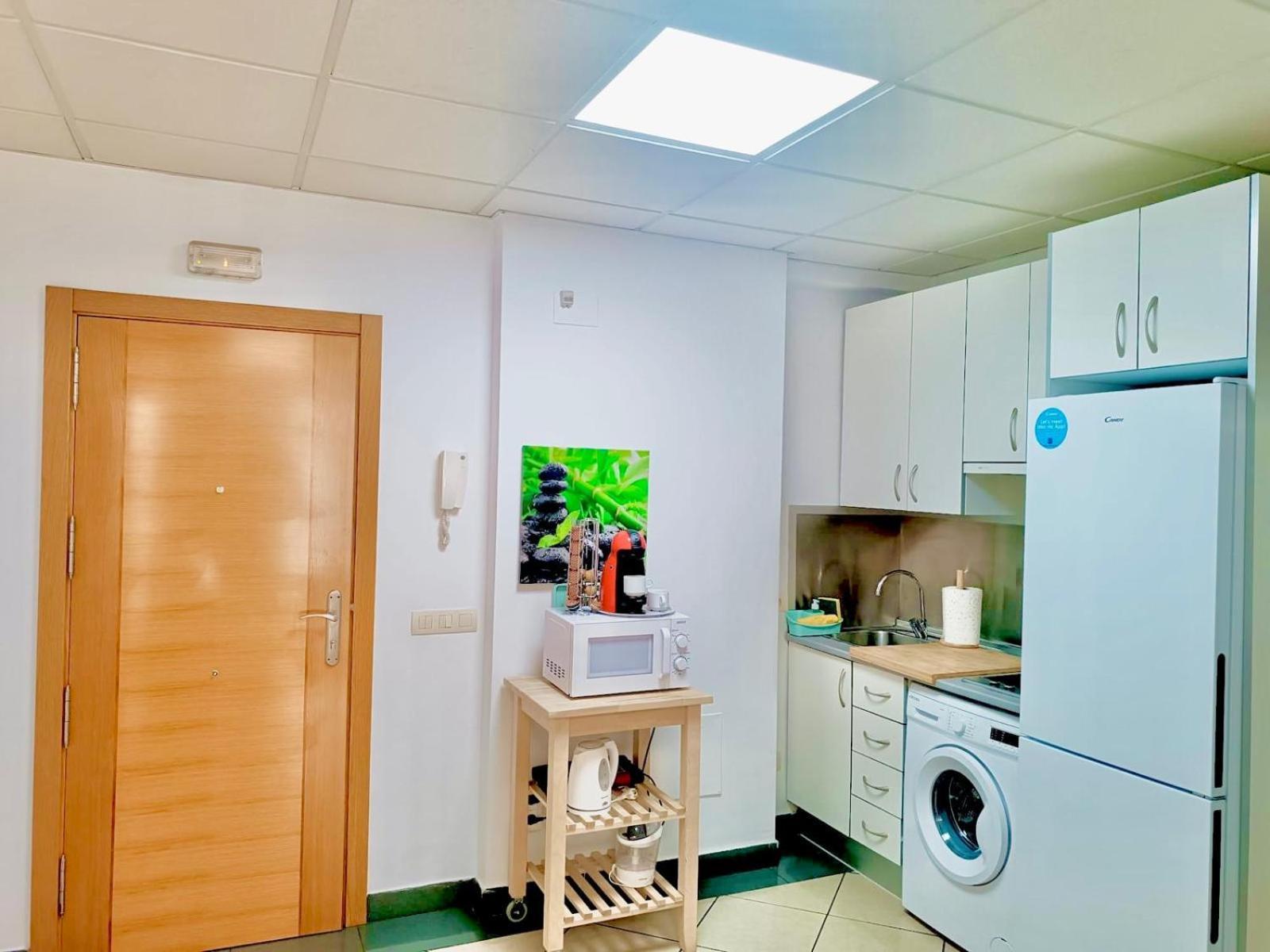 Apartamento El Bambu Cerca Del Mar Малага Екстериор снимка